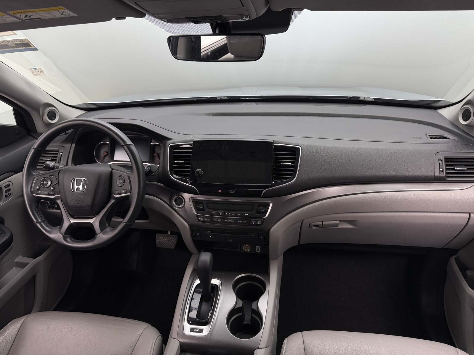 Thumbnail: 2019 Honda Pilot - 2