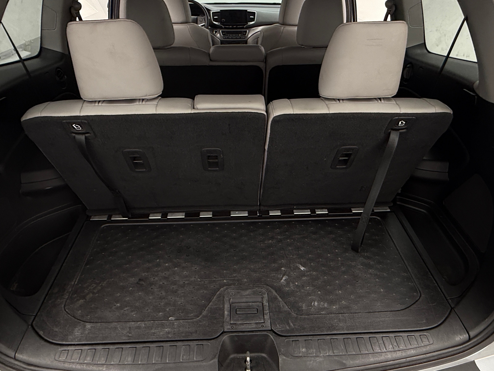 Thumbnail: 2019 Honda Pilot - 6