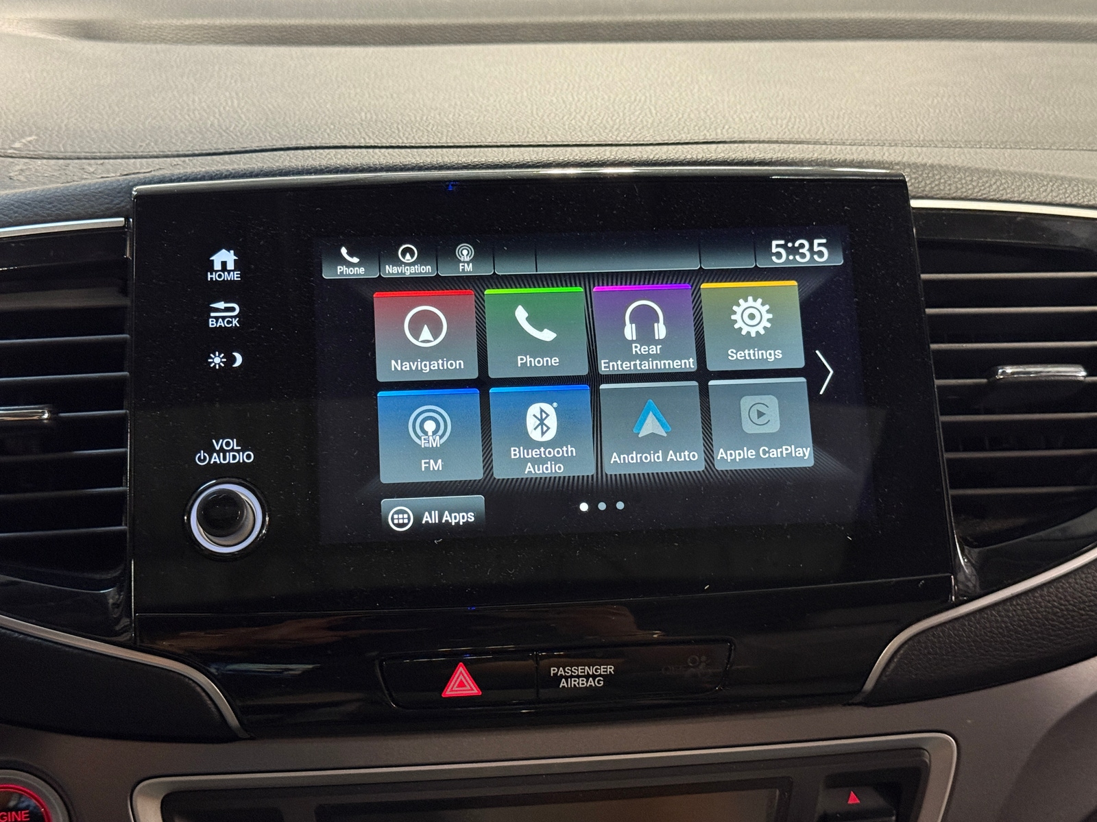 Thumbnail: 2019 Honda Pilot - 3