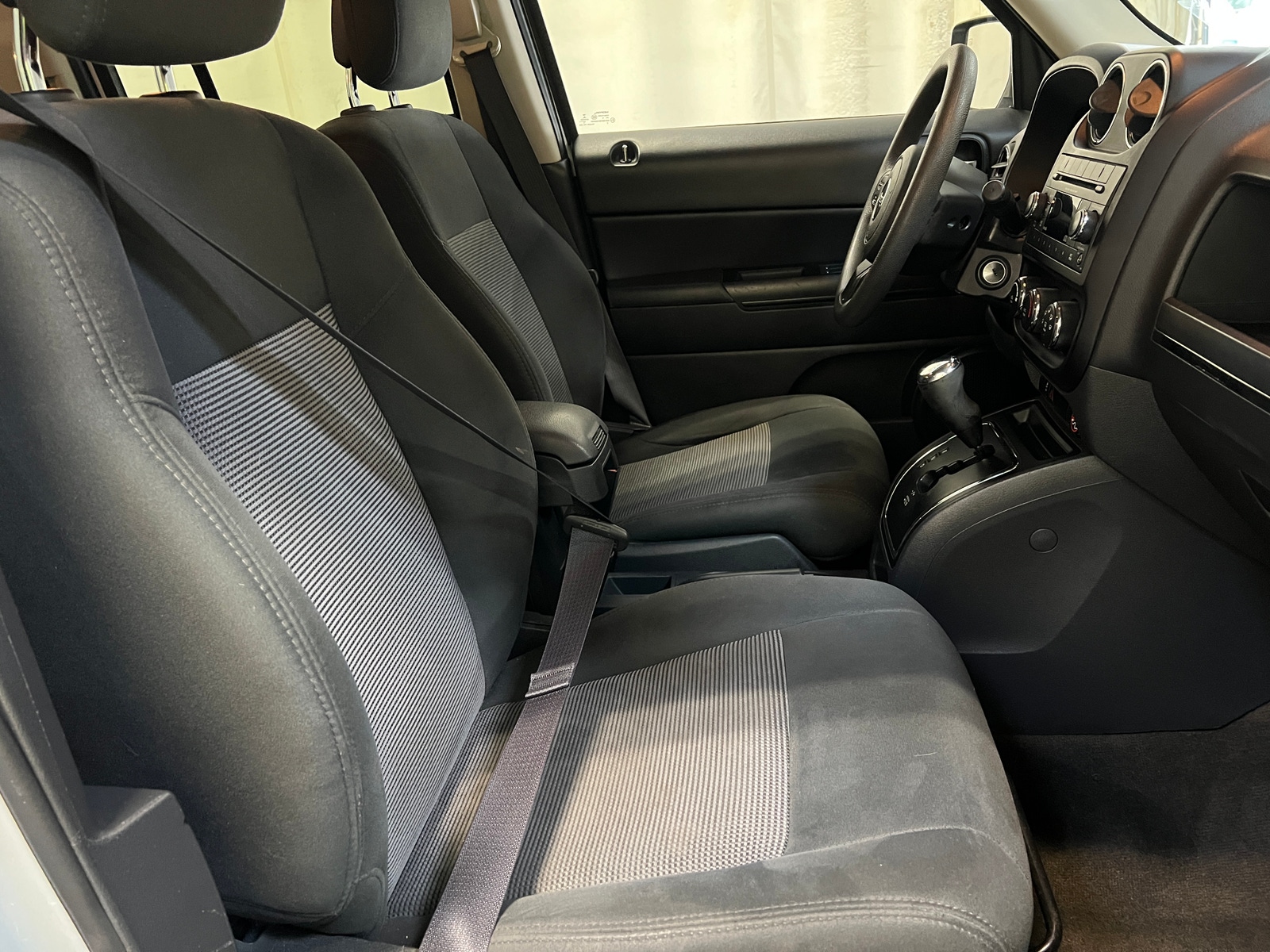 Thumbnail: 2017 Jeep Patriot - 2
