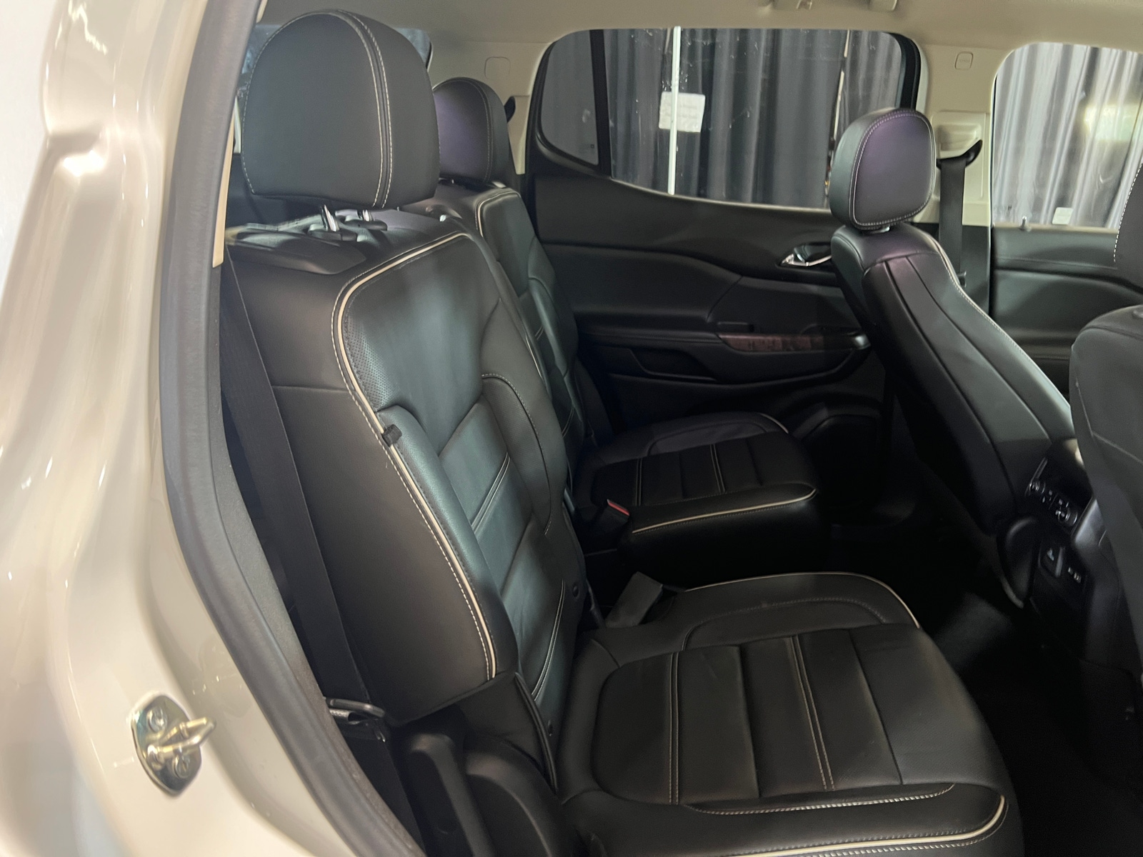 Thumbnail: 2020 GMC Acadia - 5