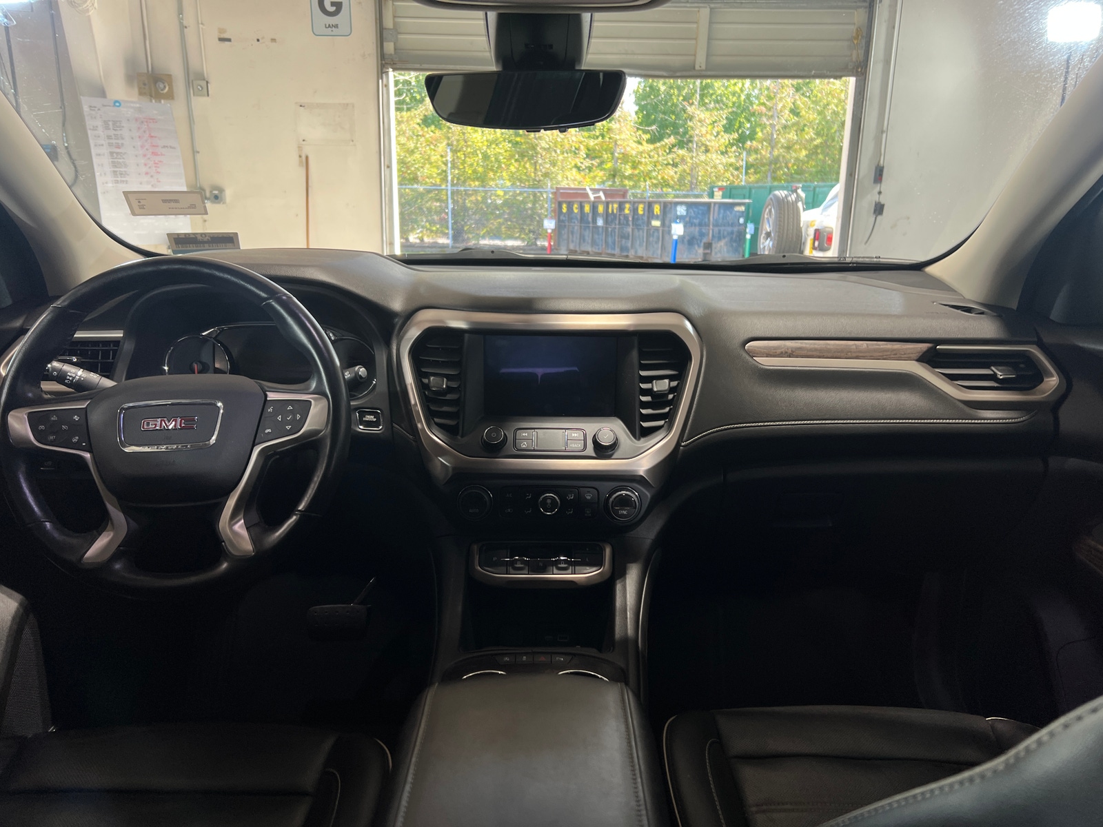 Thumbnail: 2020 GMC Acadia - 2