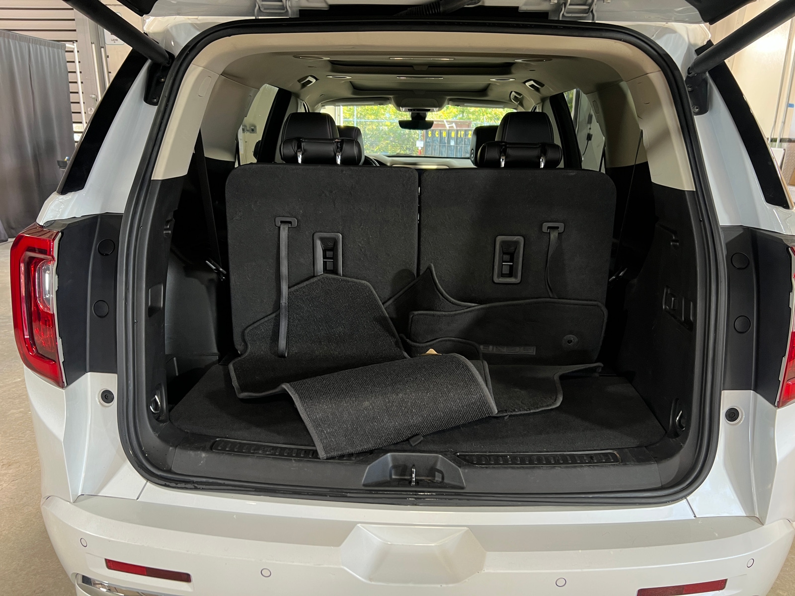 Thumbnail: 2020 GMC Acadia - 6