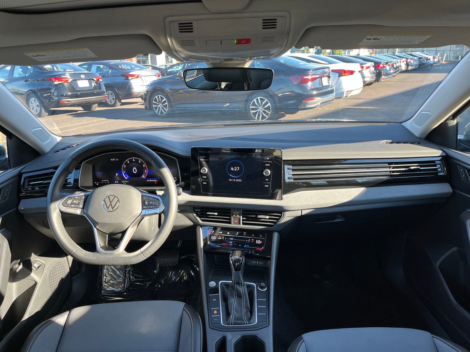 Thumbnail: 2025 Volkswagen Jetta - 3