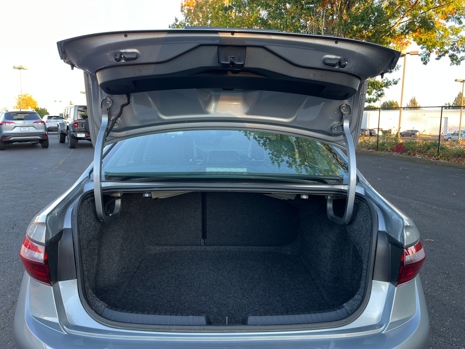 Thumbnail: 2025 Volkswagen Jetta - 6