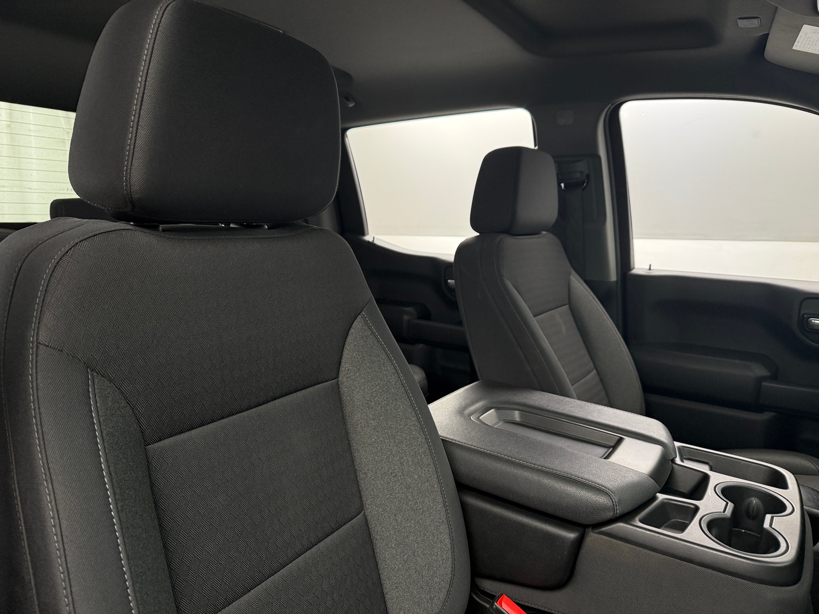 Thumbnail: 2024 Chevrolet Silverado 1500 - 2