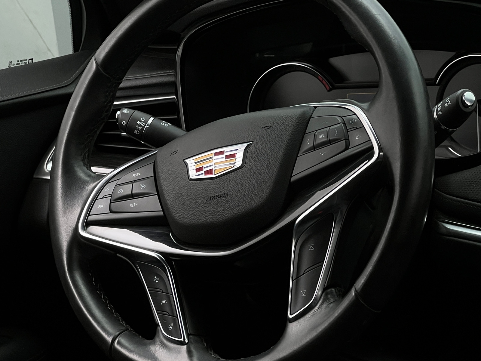 Thumbnail: 2020 Cadillac XT5 - 4