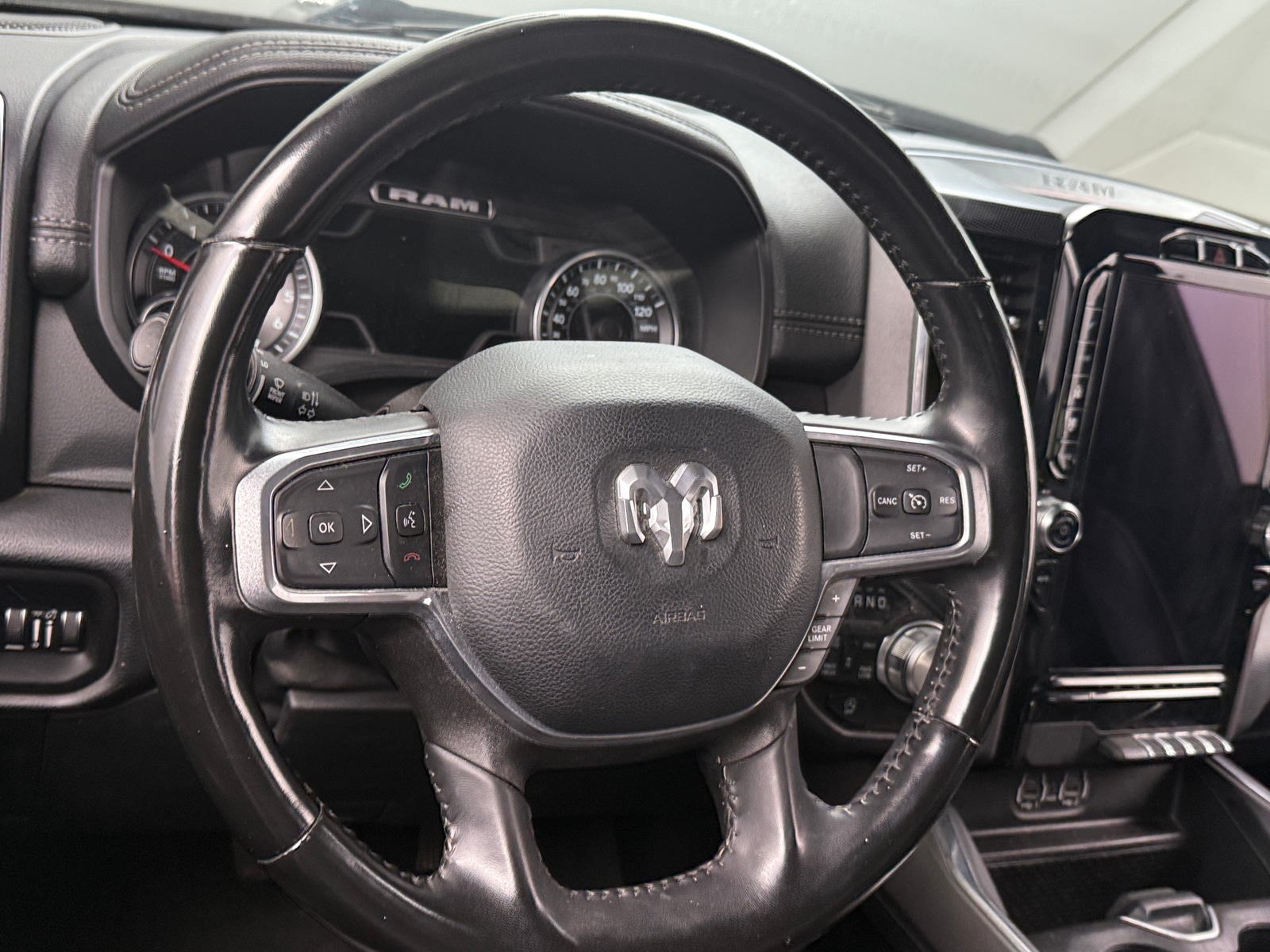 Thumbnail: 2022 RAM 1500 - 4