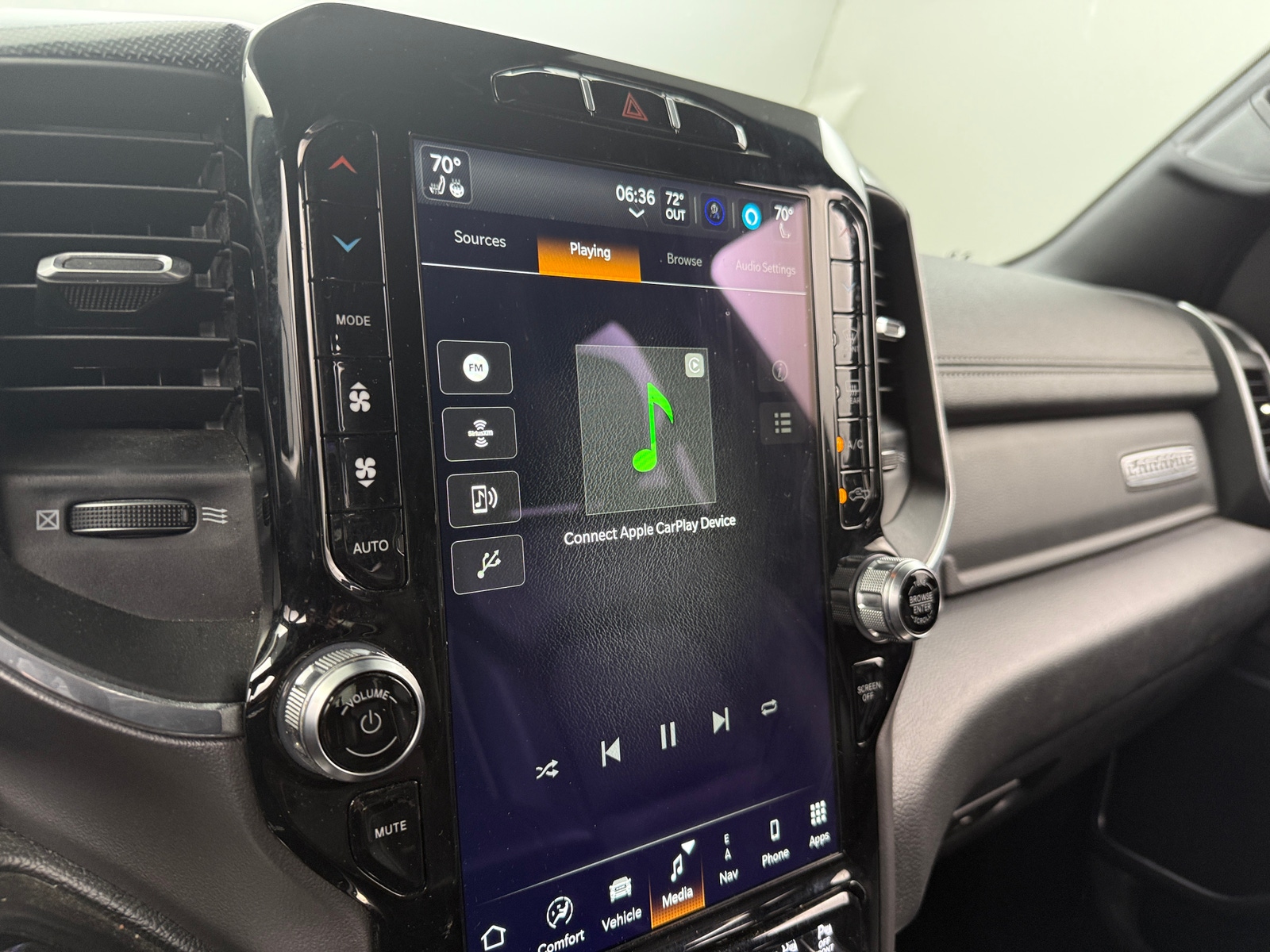 Thumbnail: 2022 RAM 1500 - 3