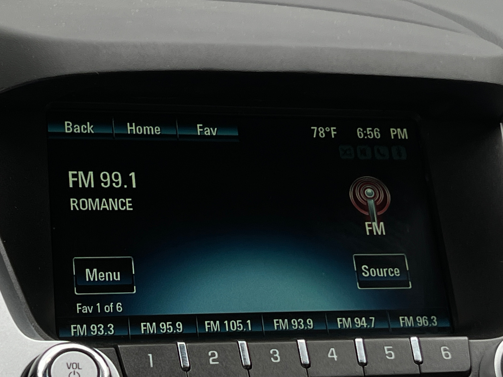 Thumbnail: 2016 Chevrolet Equinox - 4