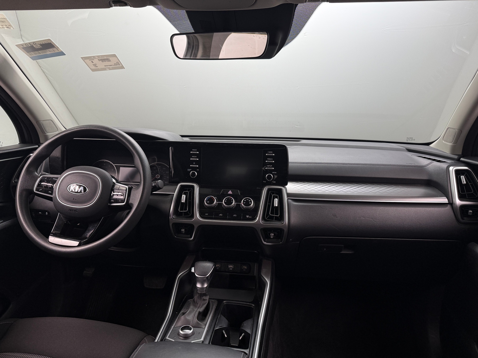 Thumbnail: 2021 Kia Sorento - 3