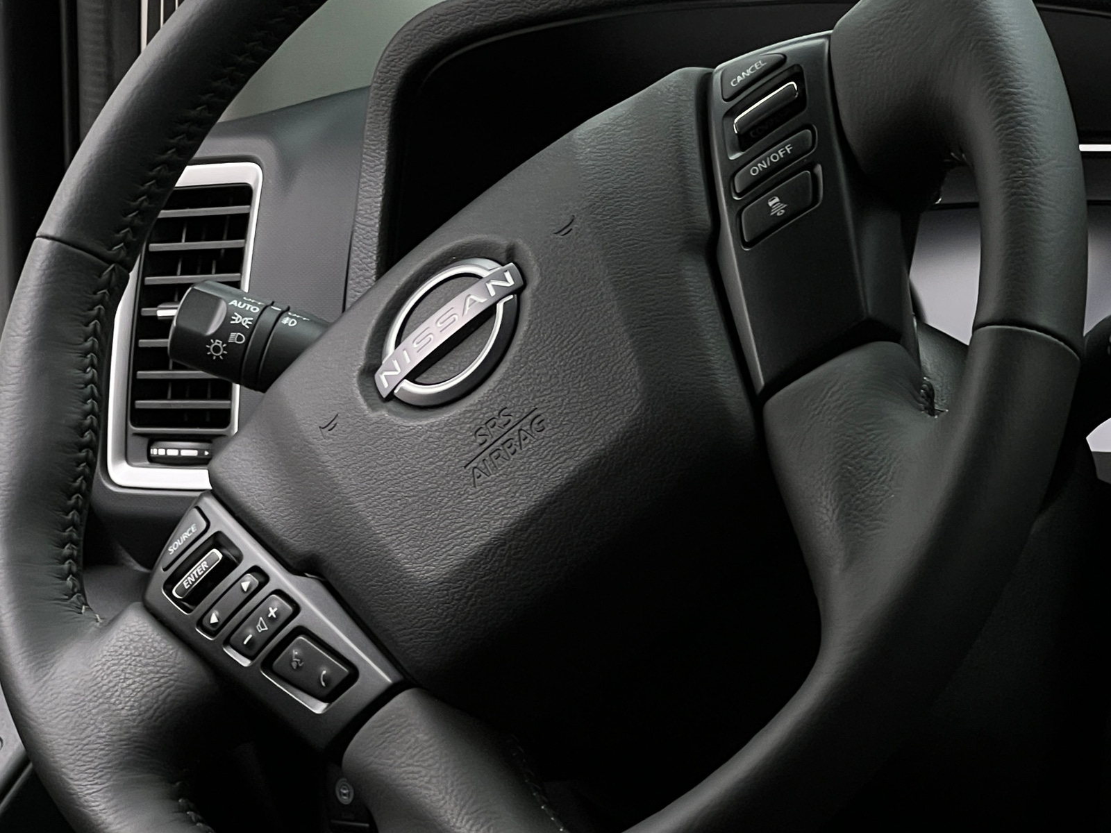 Thumbnail: 2024 Nissan Frontier - 5