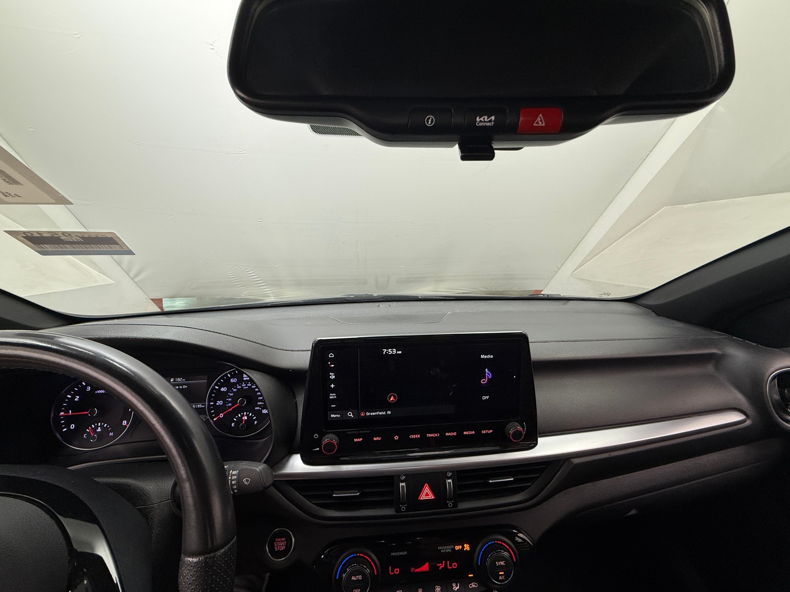 Thumbnail: 2023 Kia Forte - 3