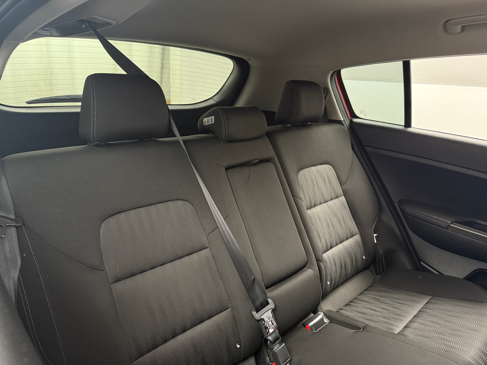 Thumbnail: 2017 Kia Sportage - 6