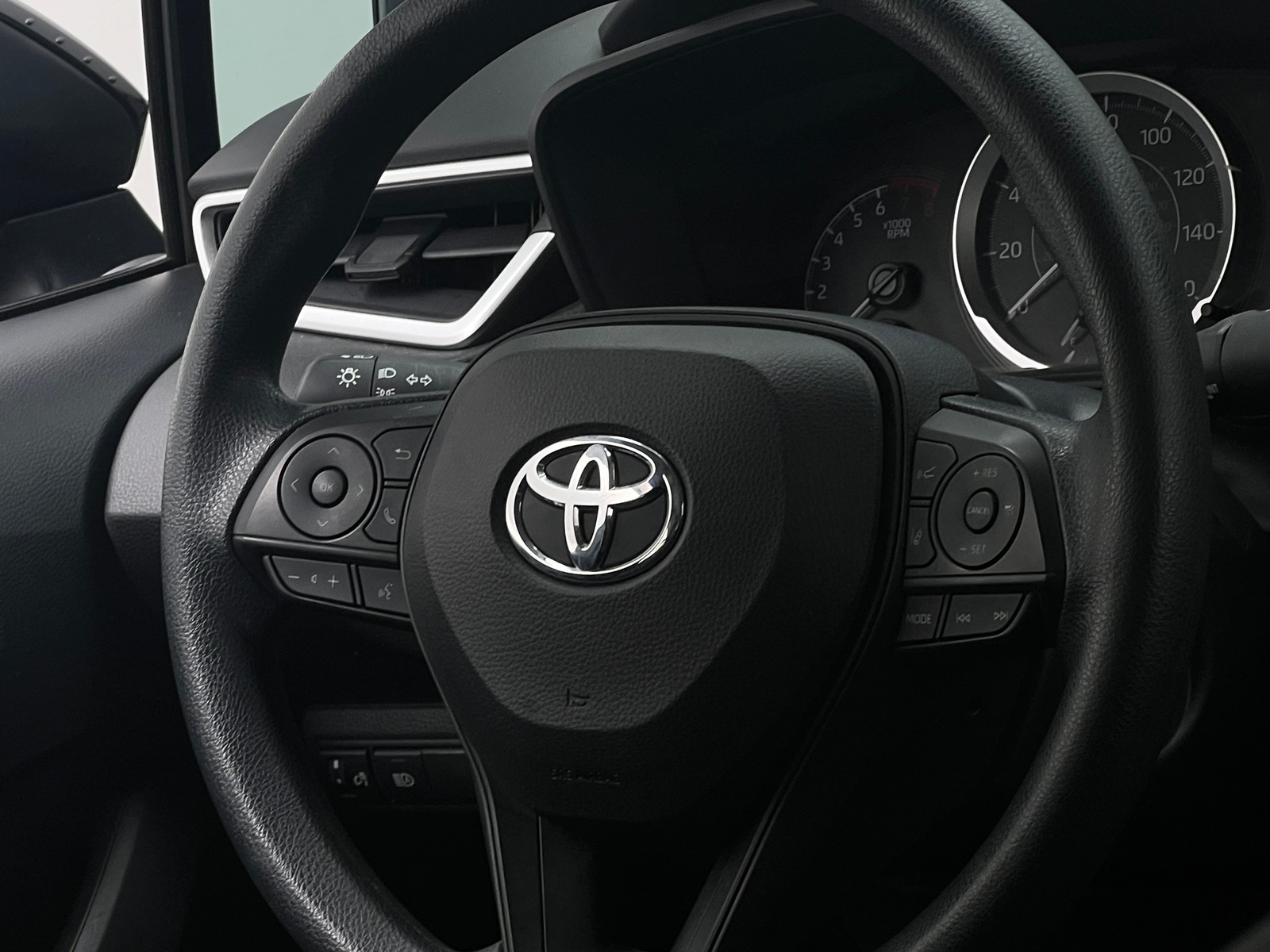 Thumbnail: 2022 Toyota Corolla - 5
