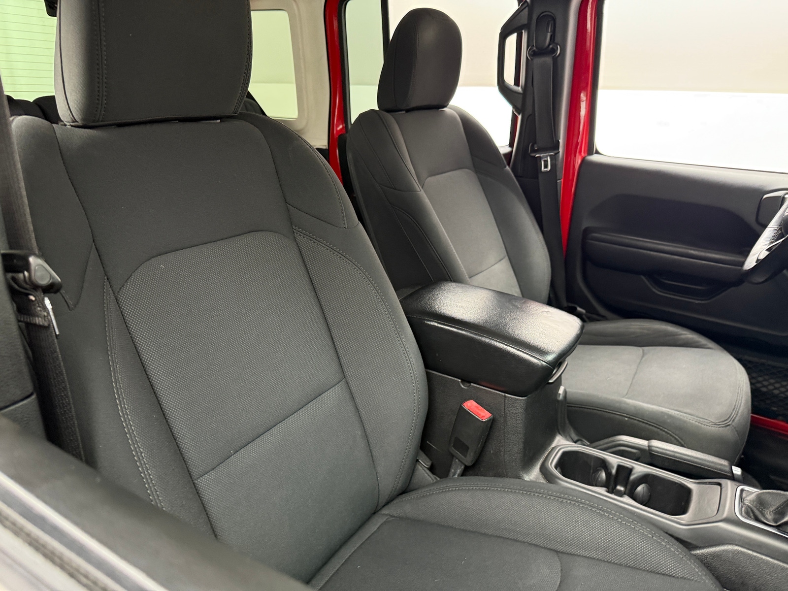 Thumbnail: 2018 Jeep Wrangler - 2