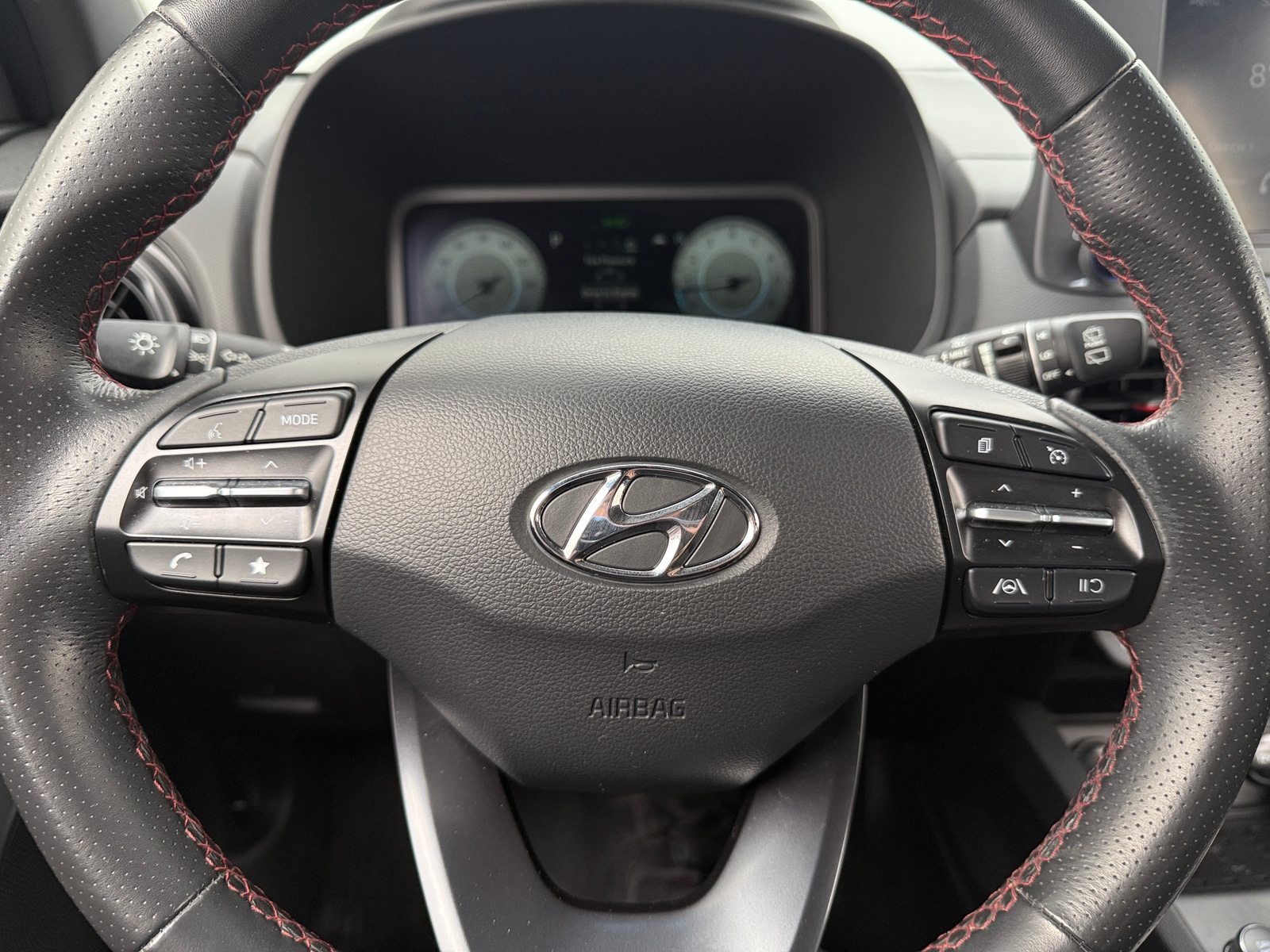 Thumbnail: 2022 Hyundai Kona - 5
