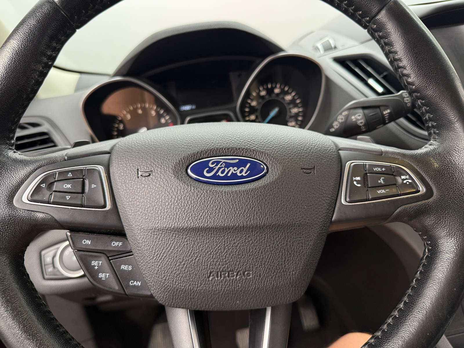 Thumbnail: 2017 Ford Escape - 4