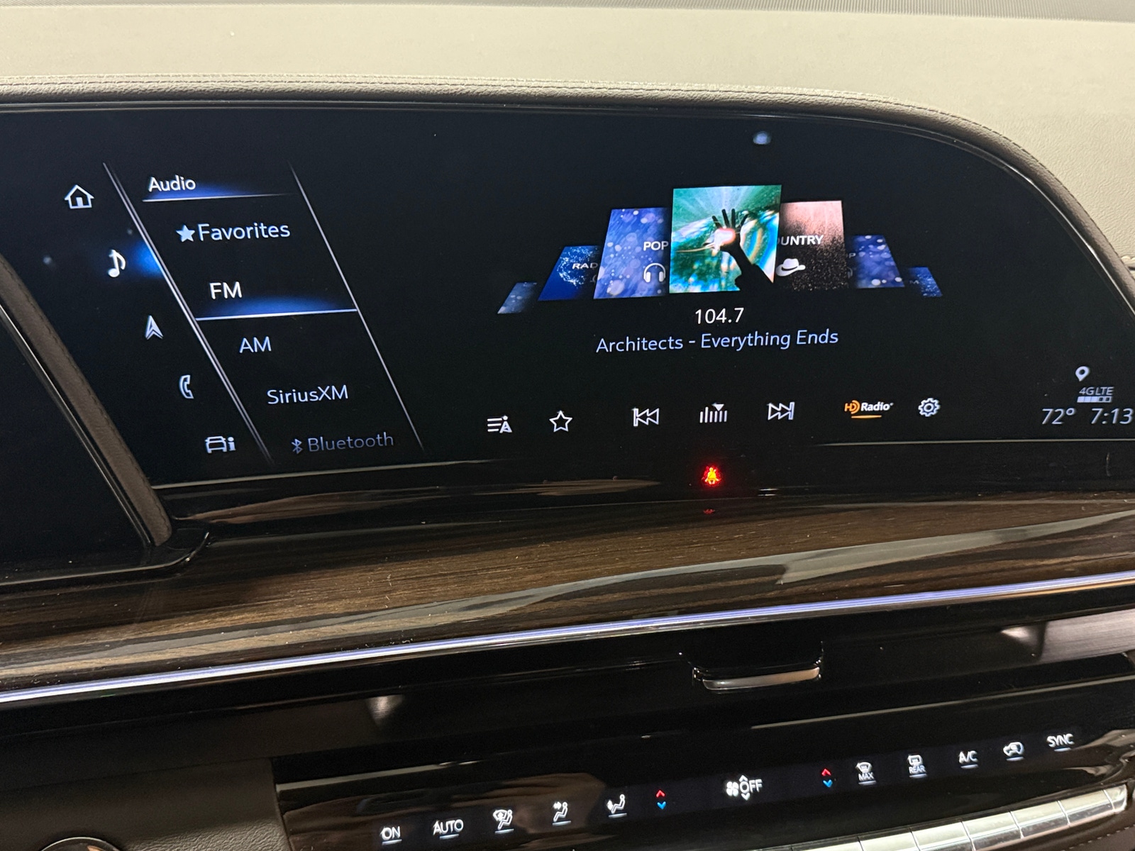 Thumbnail: 2023 Cadillac Escalade - 3