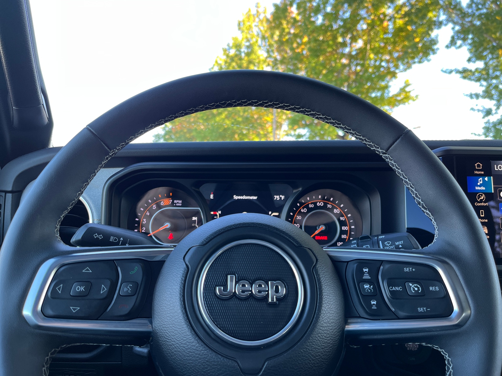 Thumbnail: 2025 Jeep Wrangler - 5