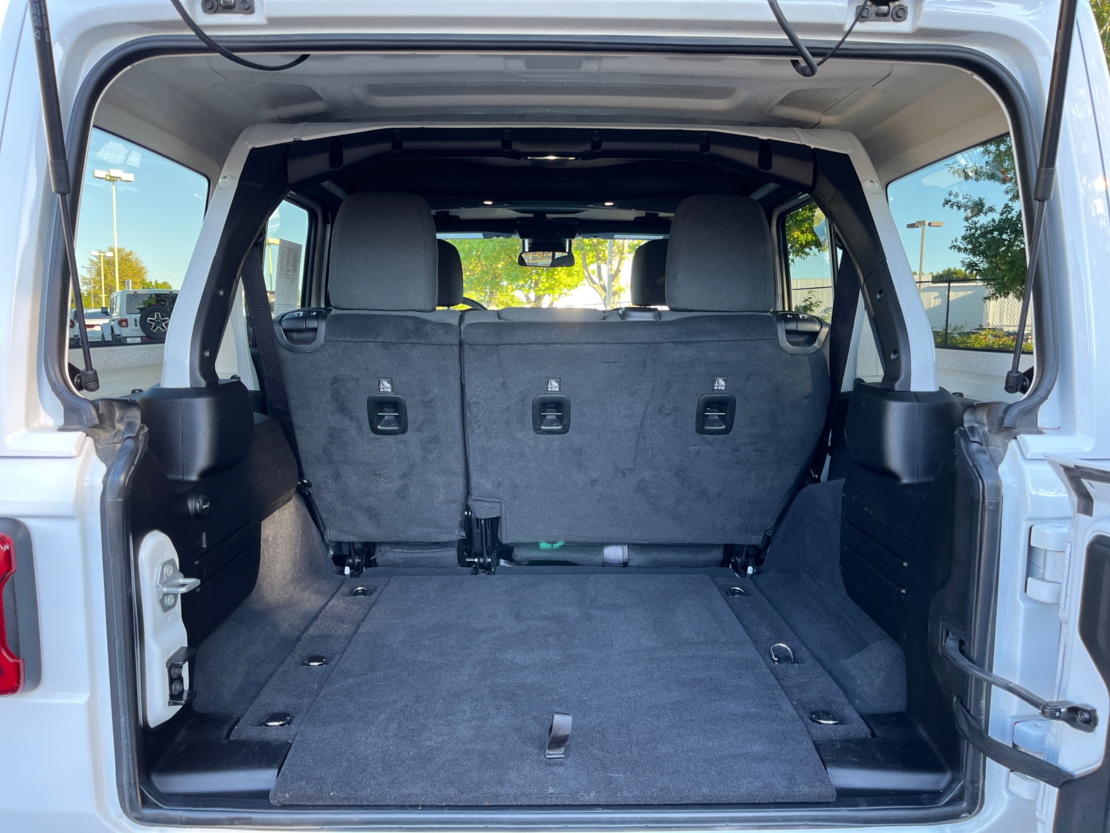 Thumbnail: 2025 Jeep Wrangler - 6