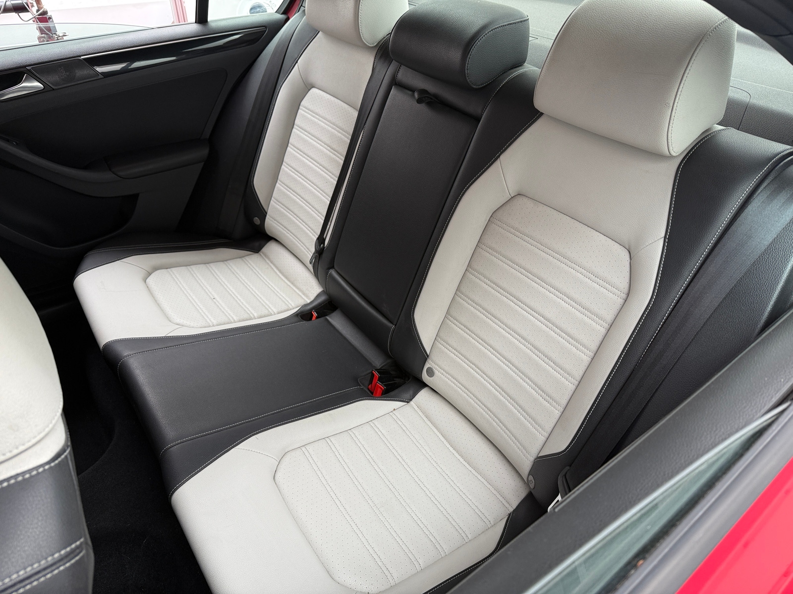 Thumbnail: 2015 Volkswagen Jetta - 6