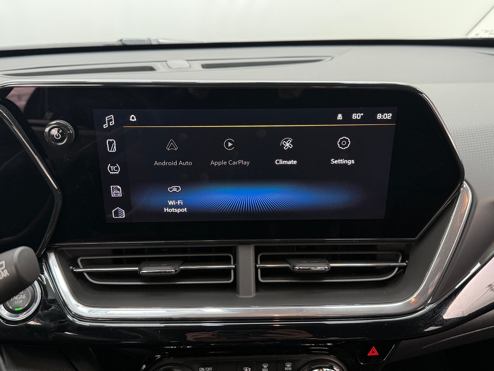 Thumbnail: 2024 Chevrolet Trax - 3