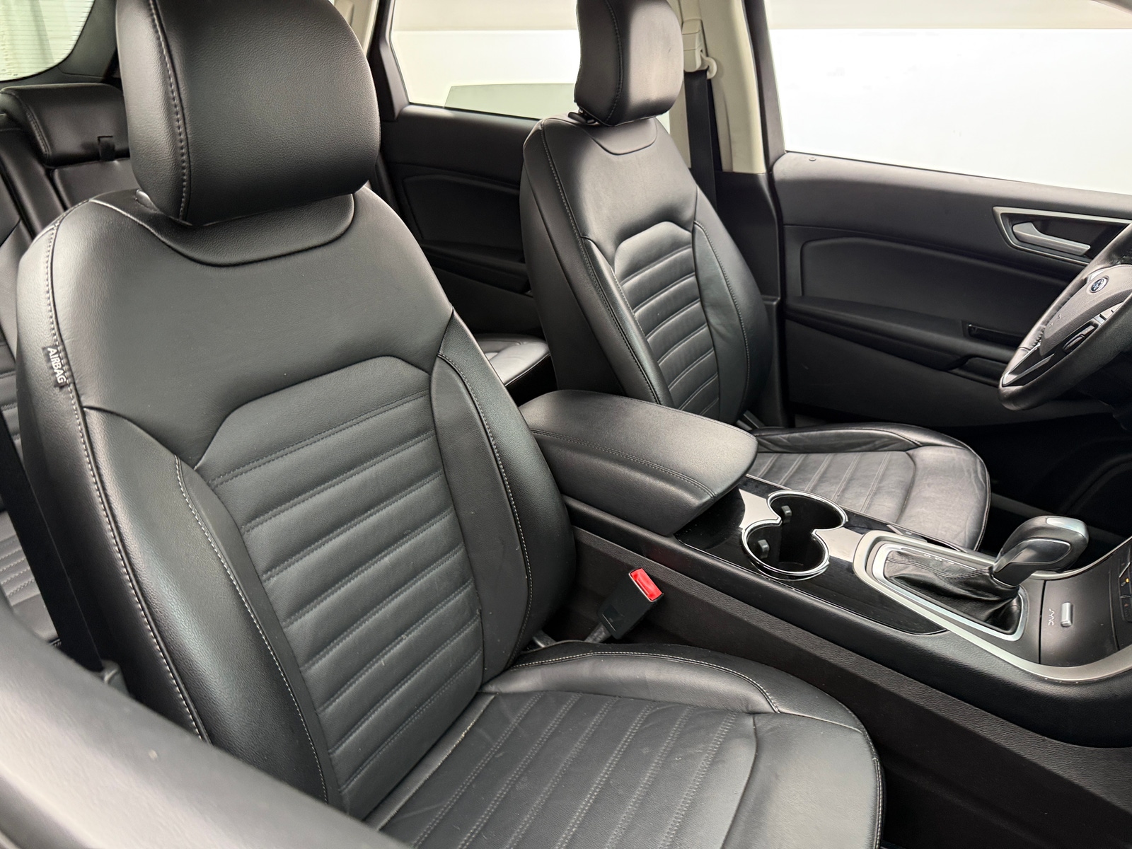 Thumbnail: 2017 Ford Edge - 2