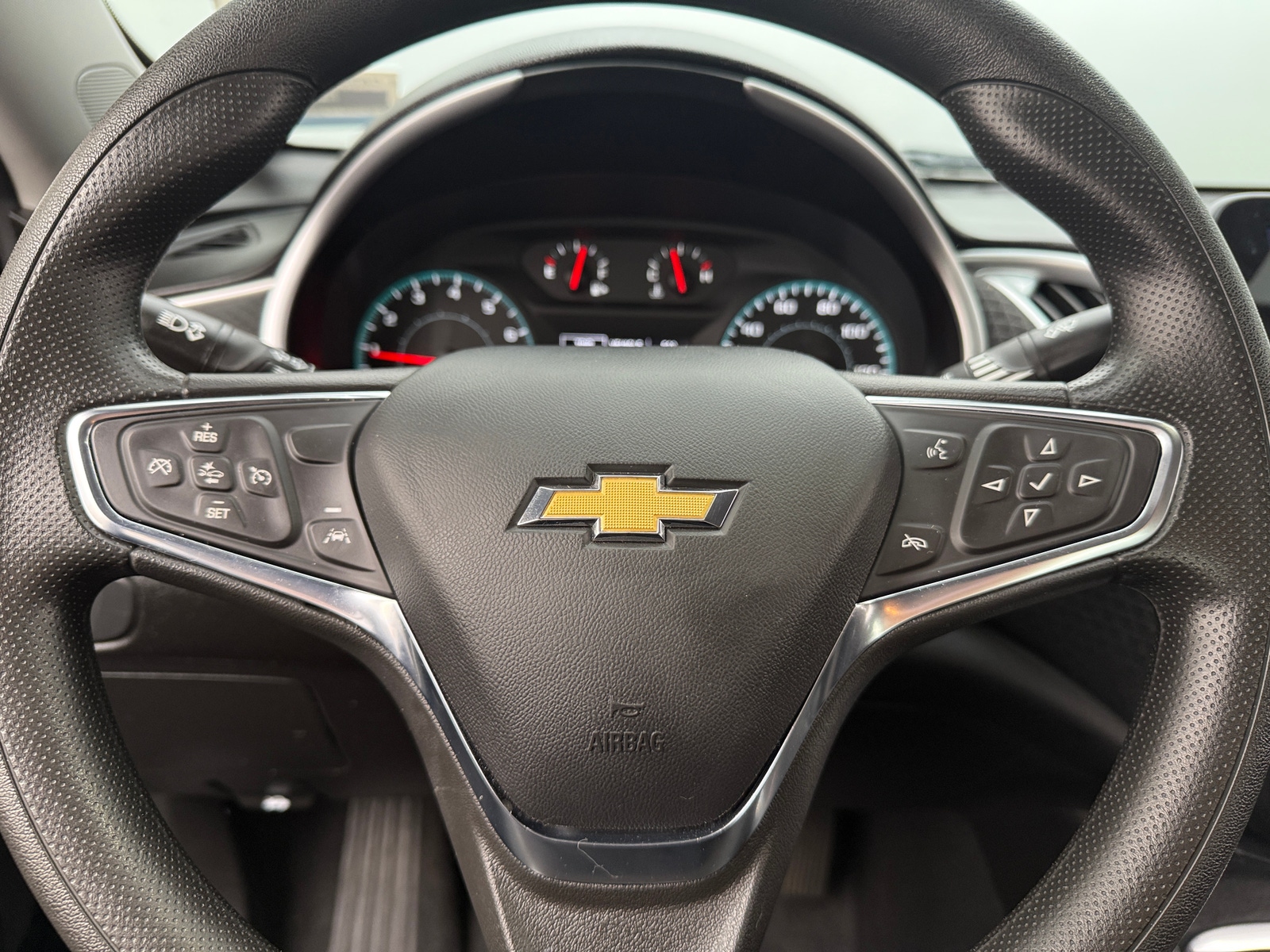 Thumbnail: 2023 Chevrolet Malibu - 5
