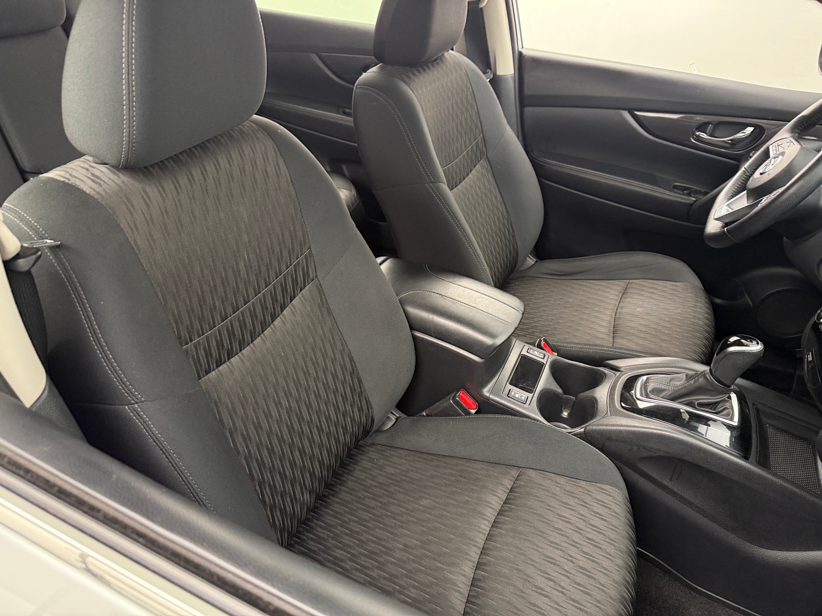 Thumbnail: 2019 Nissan Rogue - 2