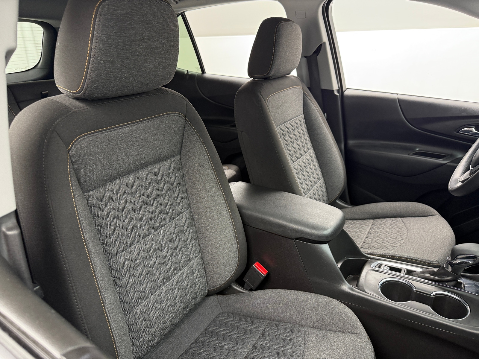 Thumbnail: 2023 Chevrolet Equinox - 2