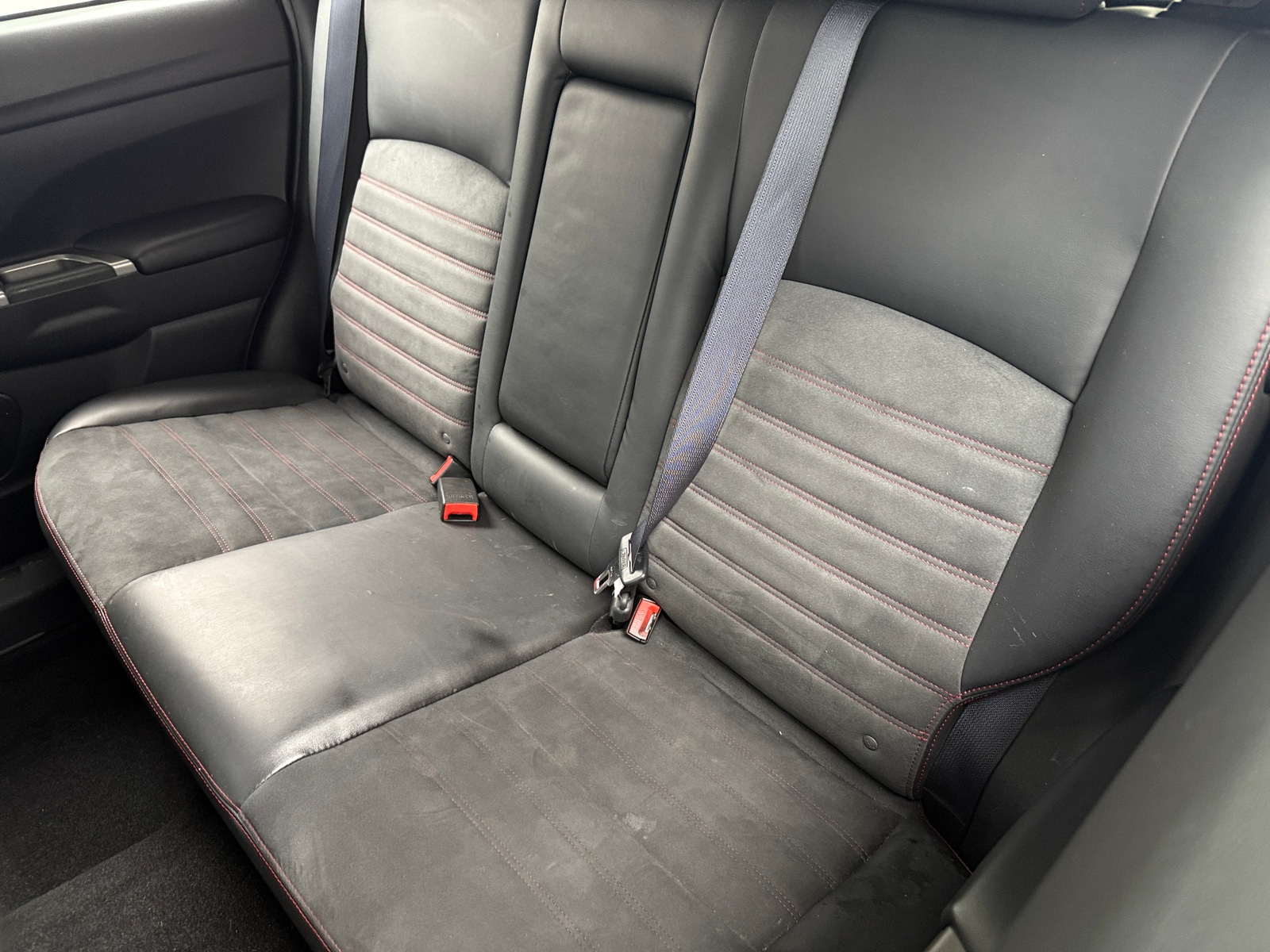 Thumbnail: 2018 Mitsubishi Outlander Sport - 6
