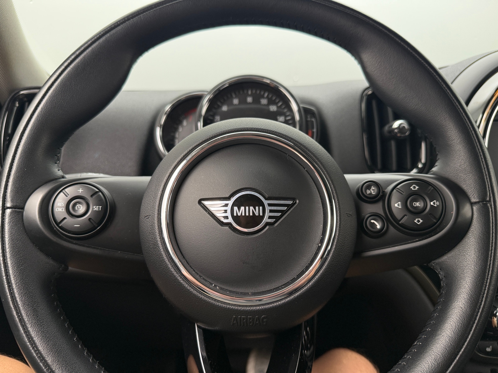Thumbnail: 2019 MINI Cooper Countryman - 4