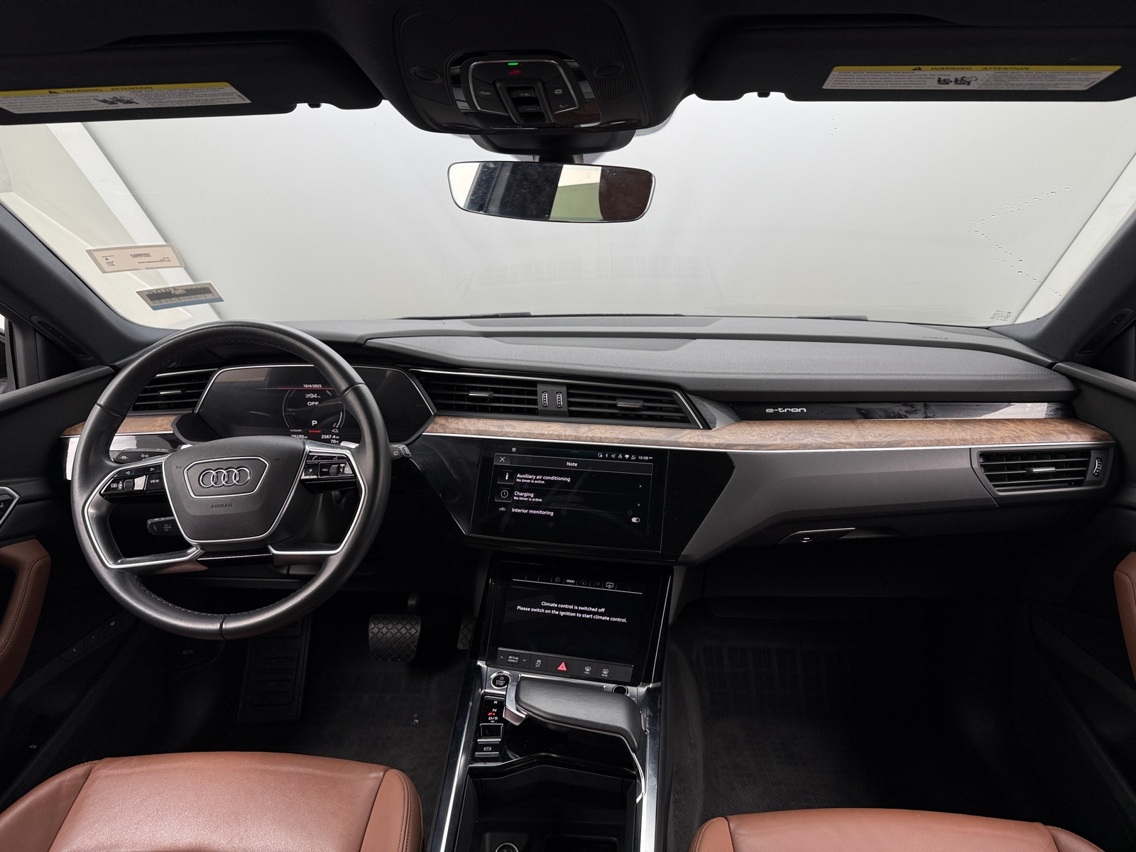 Thumbnail: 2021 Audi e-tron - 2