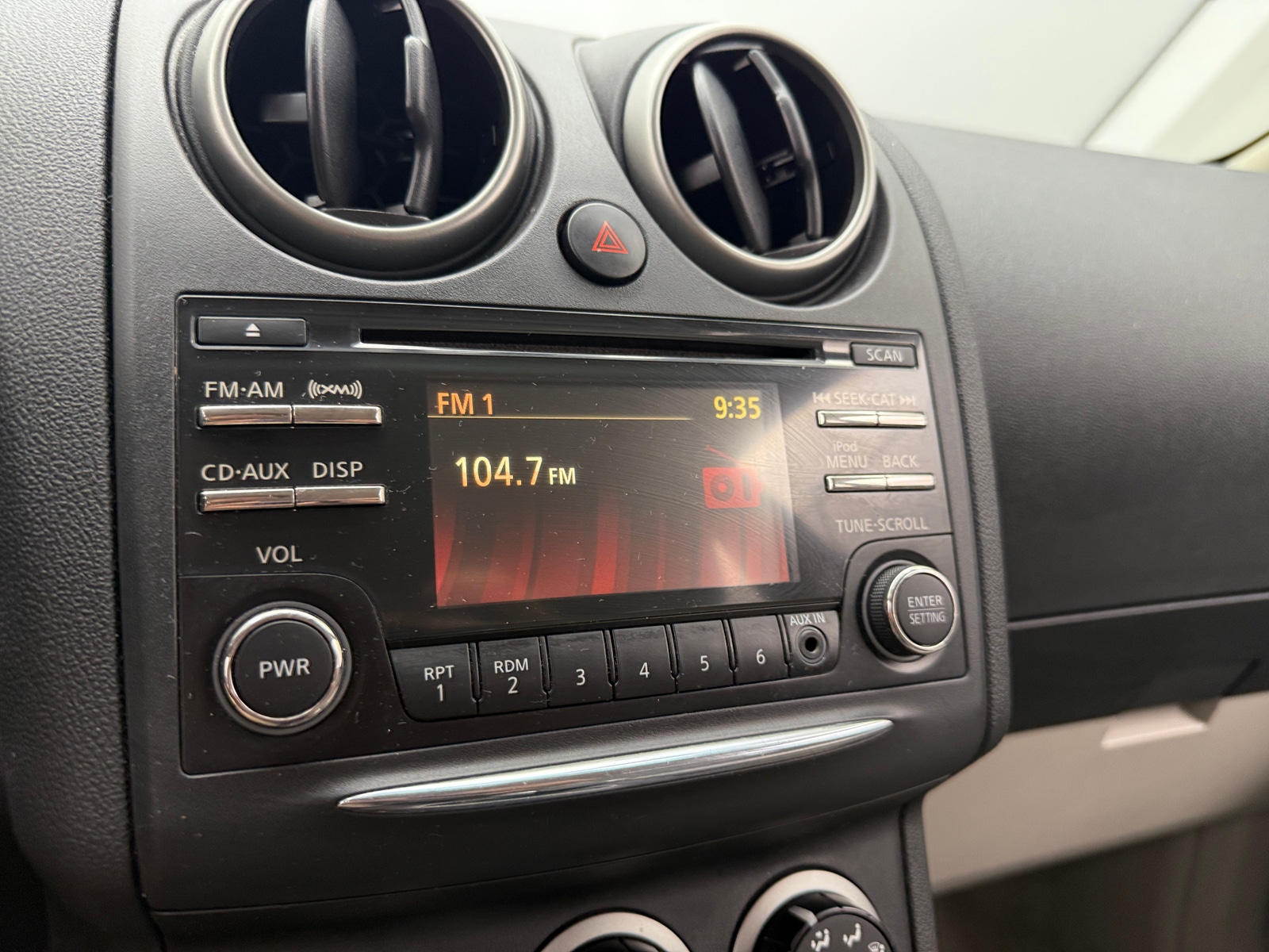 Thumbnail: 2015 Nissan Rogue - 4