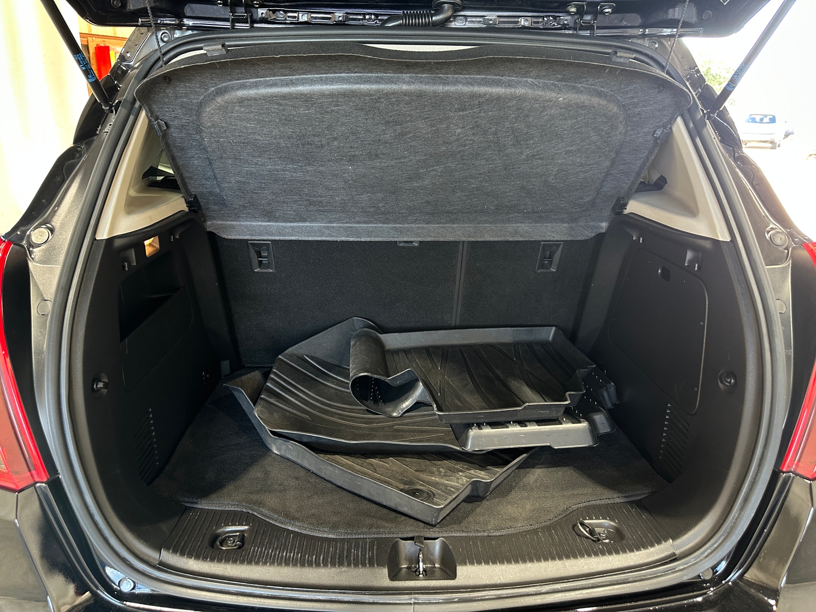 Thumbnail: 2018 Buick Encore - 6
