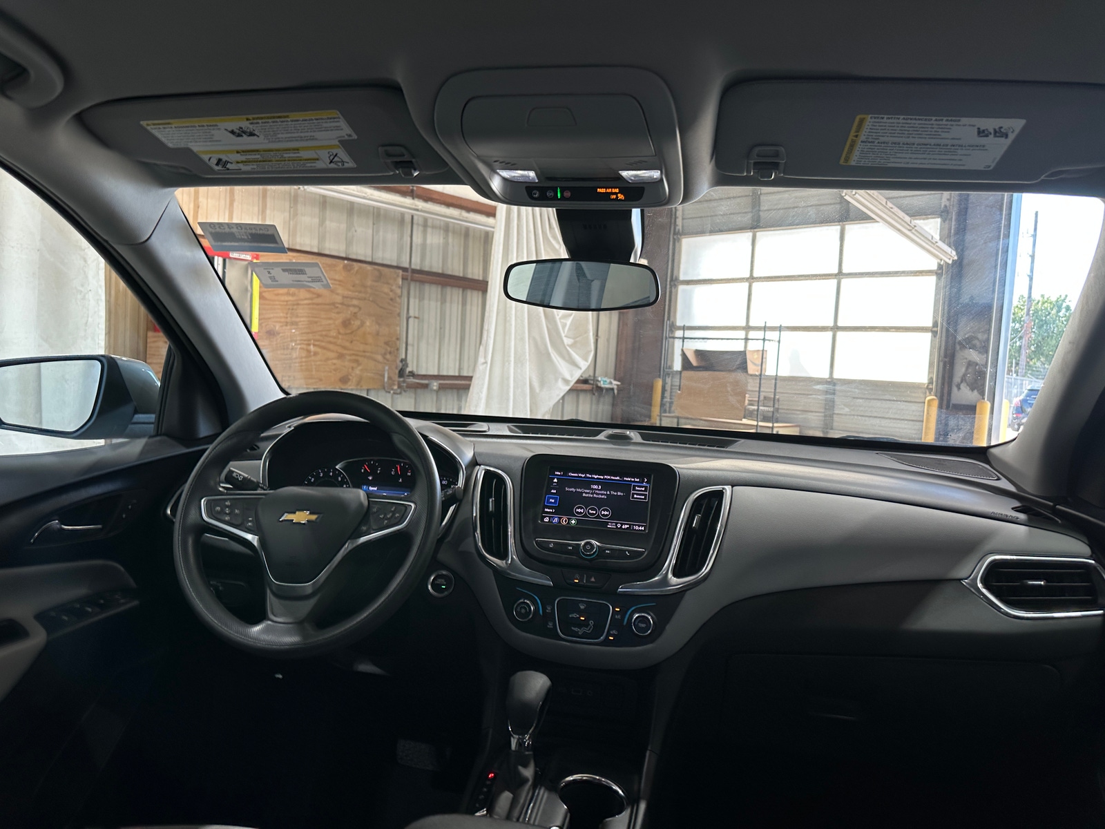 Thumbnail: 2023 Chevrolet Equinox - 3