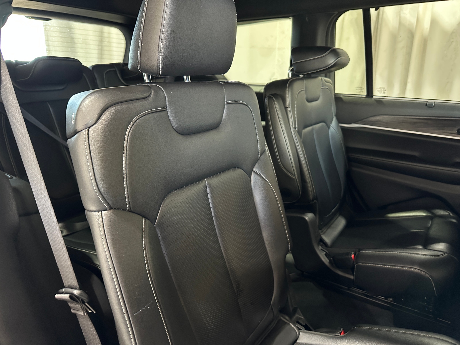 Thumbnail: 2024 Jeep Grand Cherokee L - 5