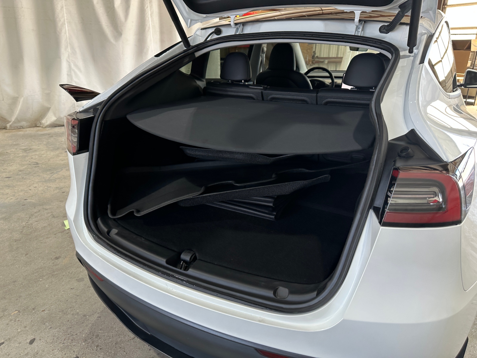 Thumbnail: 2023 Tesla Model Y - 6