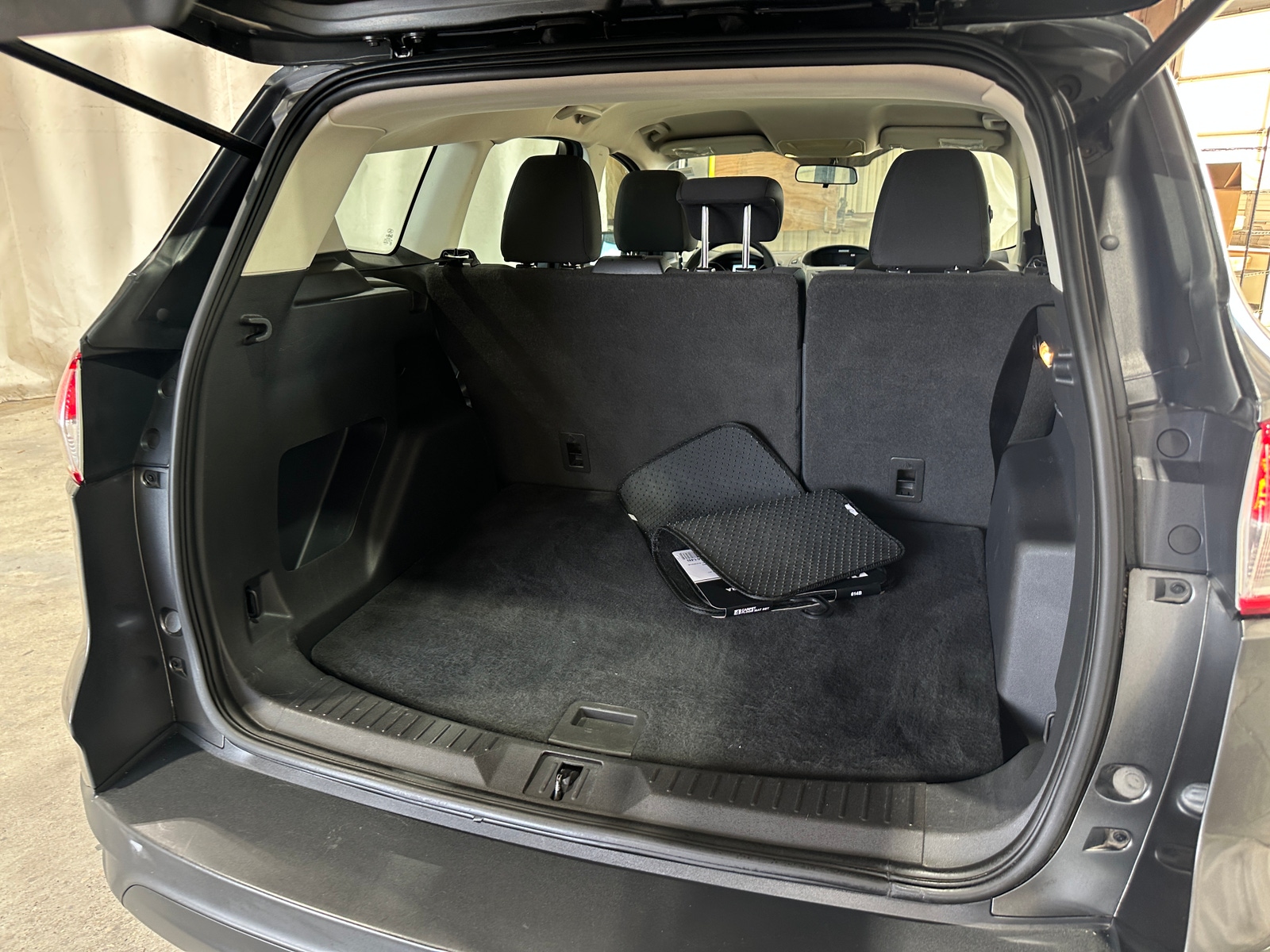 Thumbnail: 2016 Ford Escape - 7