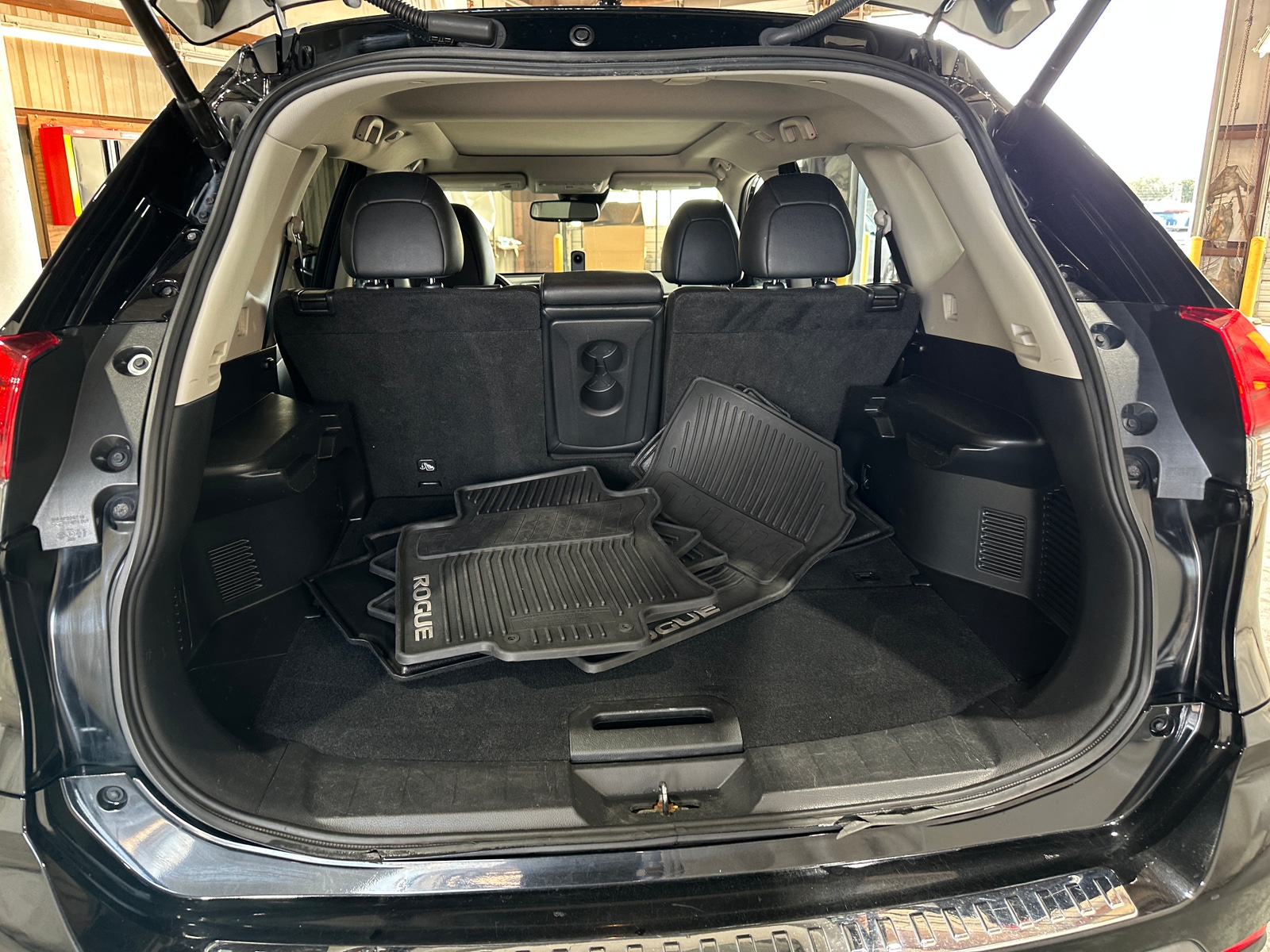 Thumbnail: 2018 Nissan Rogue - 6