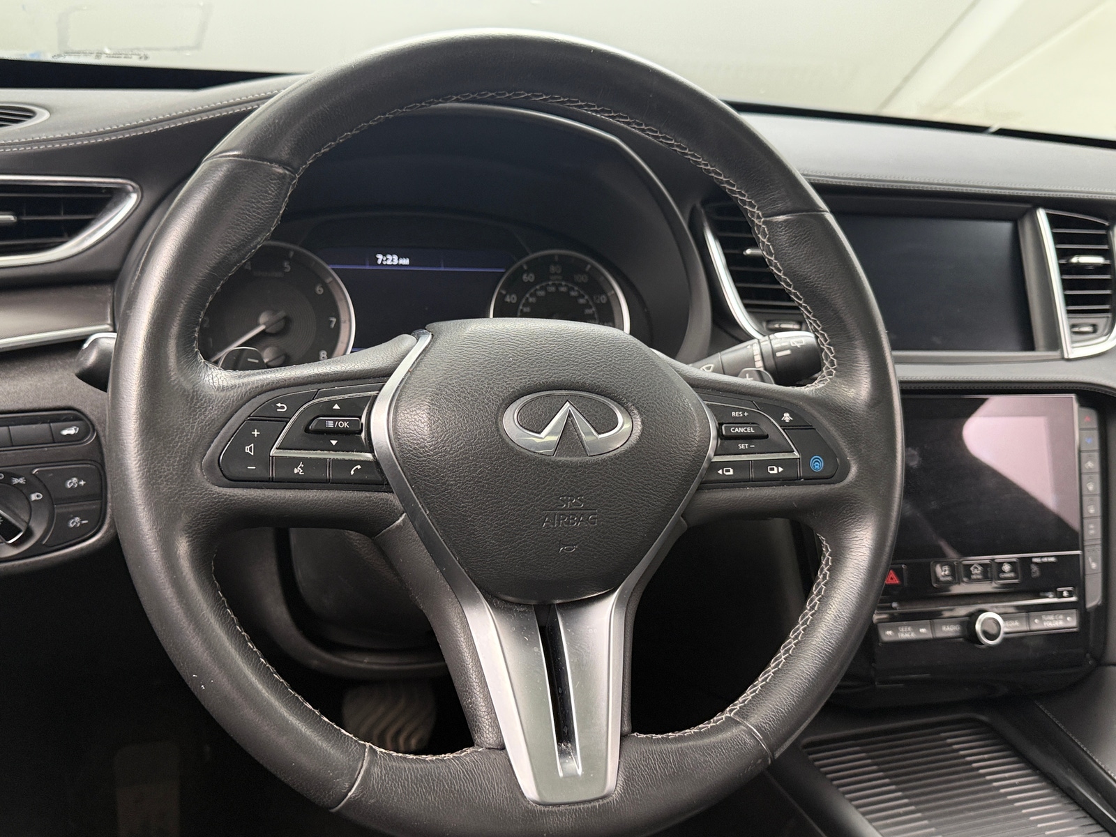 Thumbnail: 2022 INFINITI QX50 - 4
