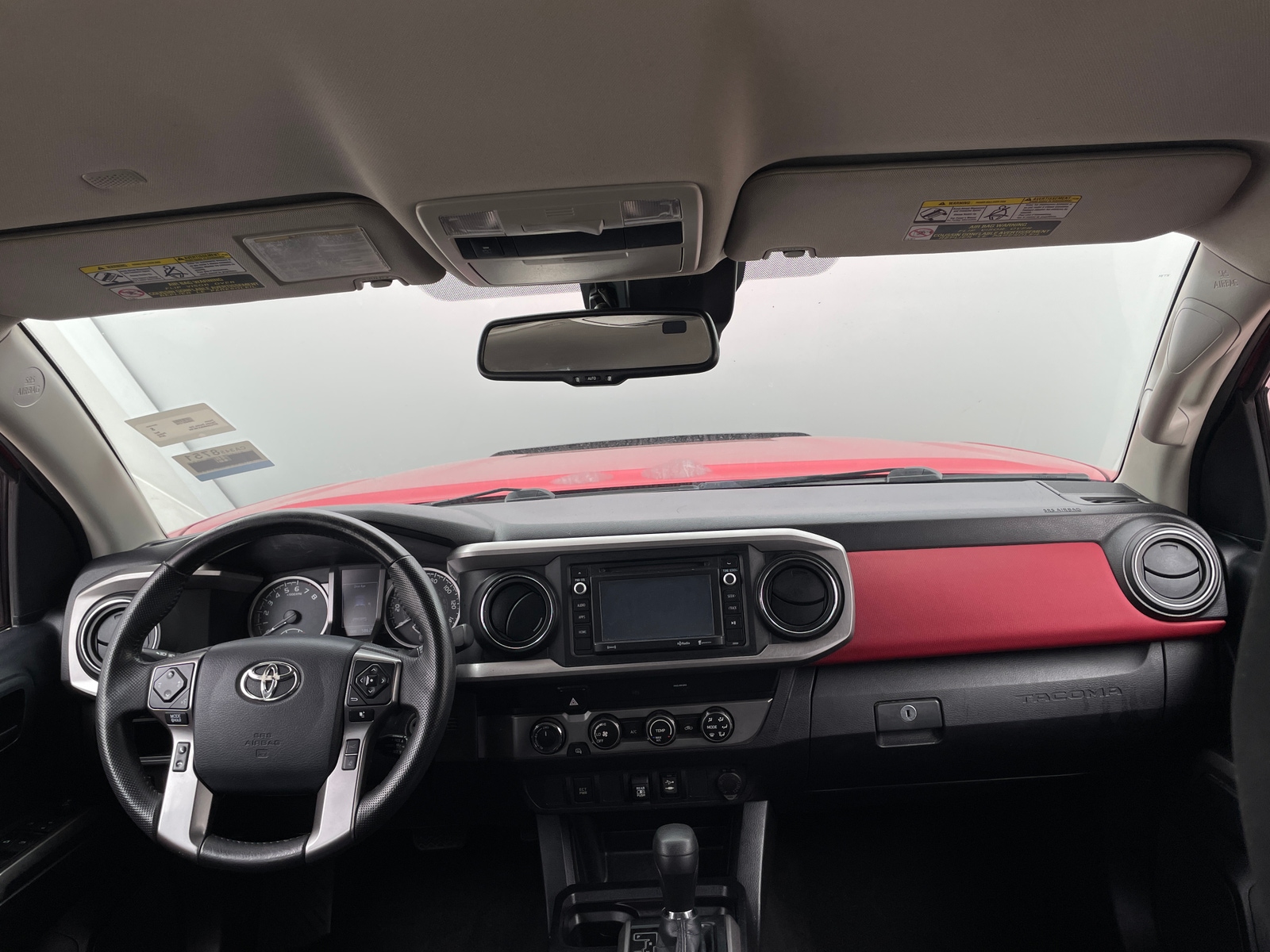 Thumbnail: 2019 Toyota Tacoma - 3