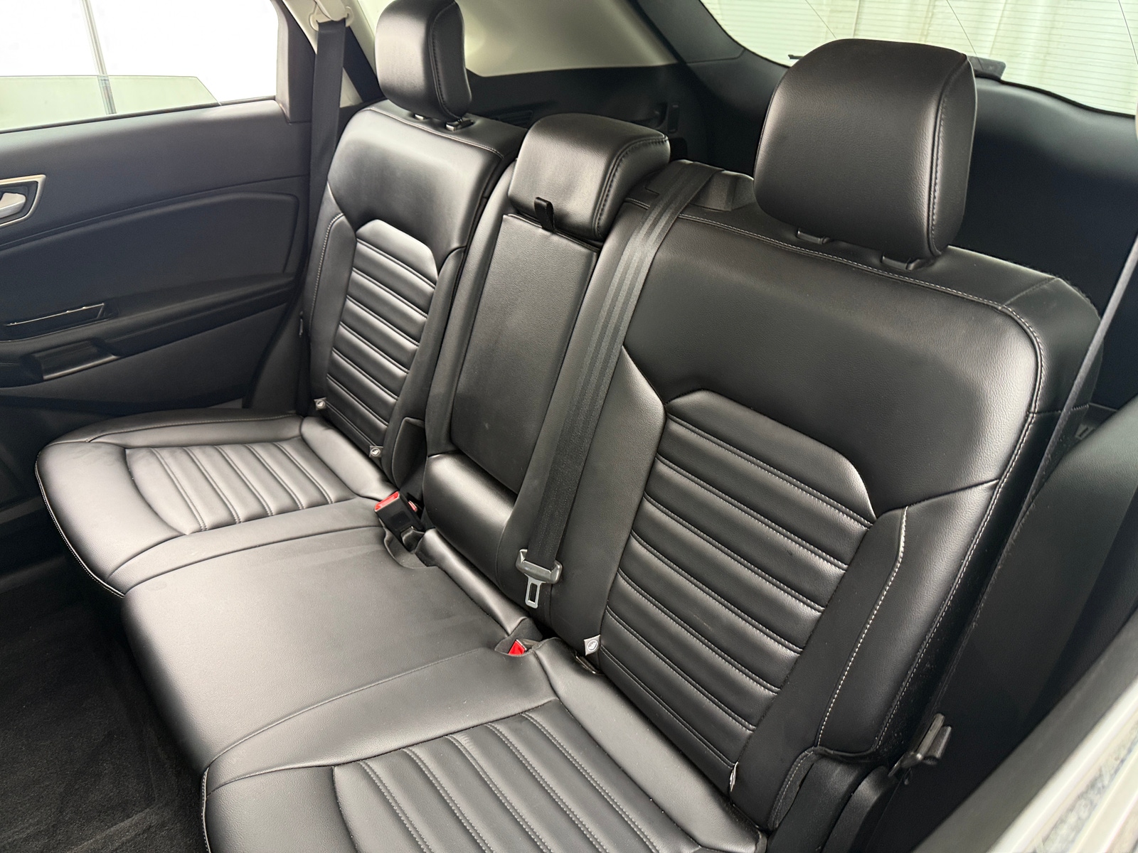 Thumbnail: 2020 Ford Edge - 5