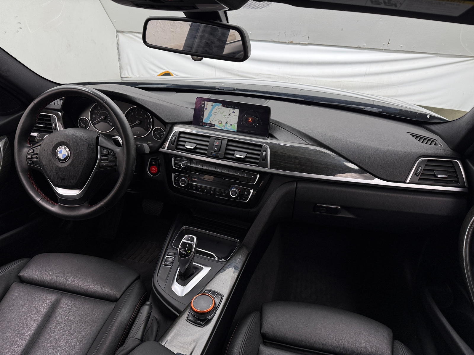 Thumbnail: 2018 BMW 3 Series - 2