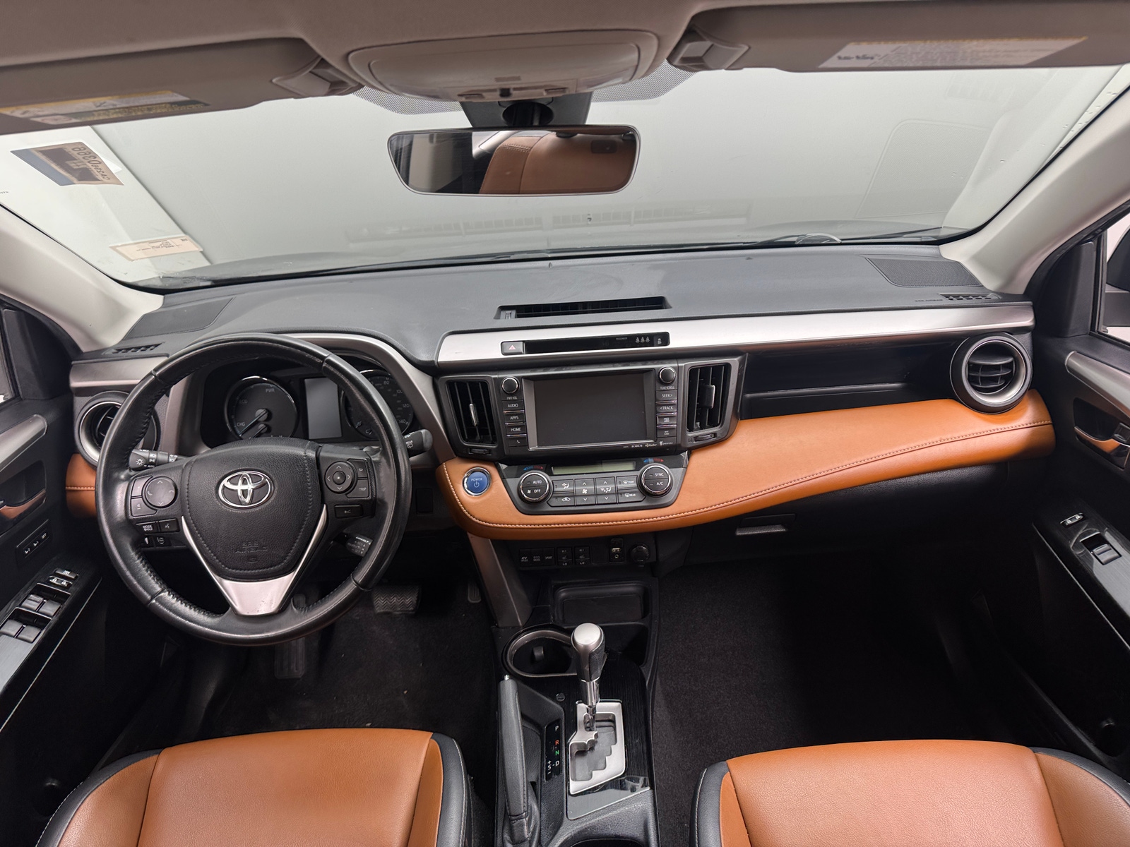 Thumbnail: 2018 Toyota RAV4 - 2