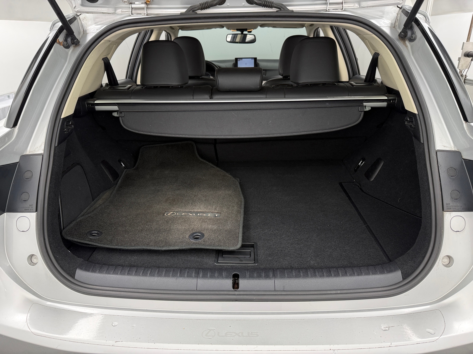Thumbnail: 2014 Lexus CT - 6