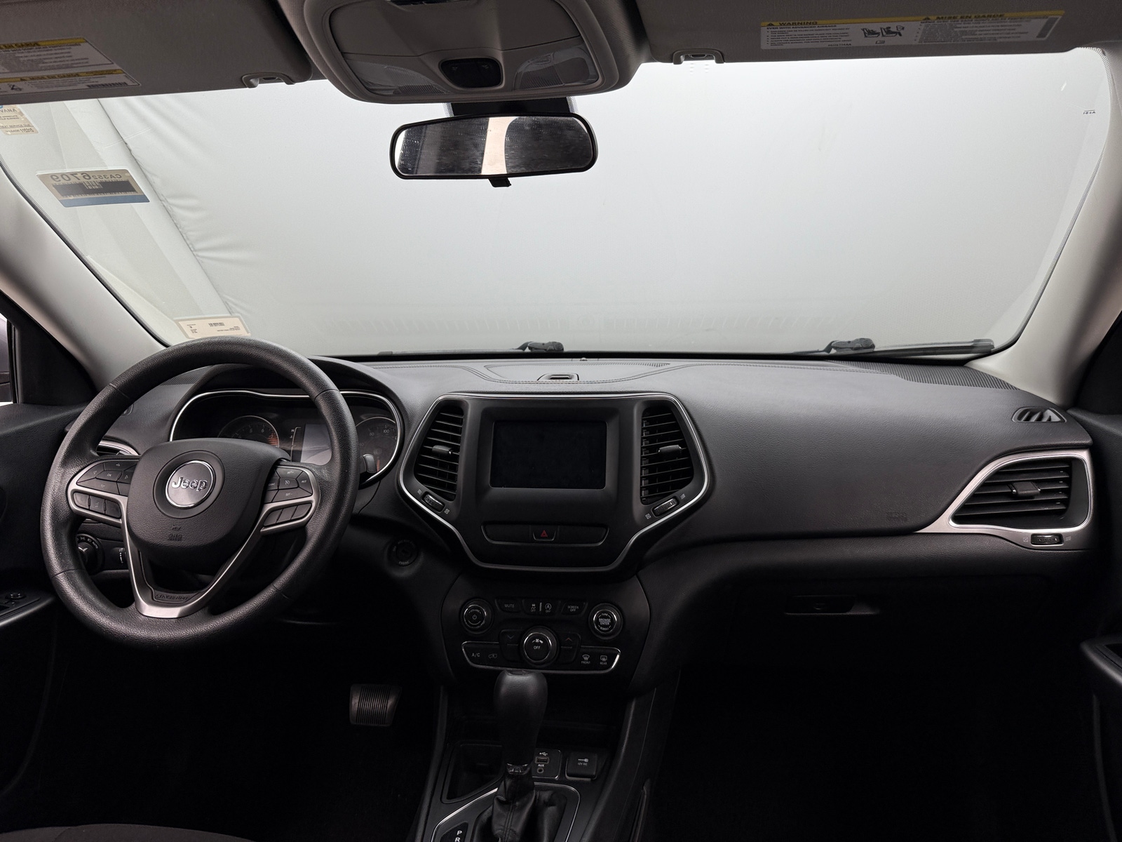 Thumbnail: 2019 Jeep Cherokee - 3