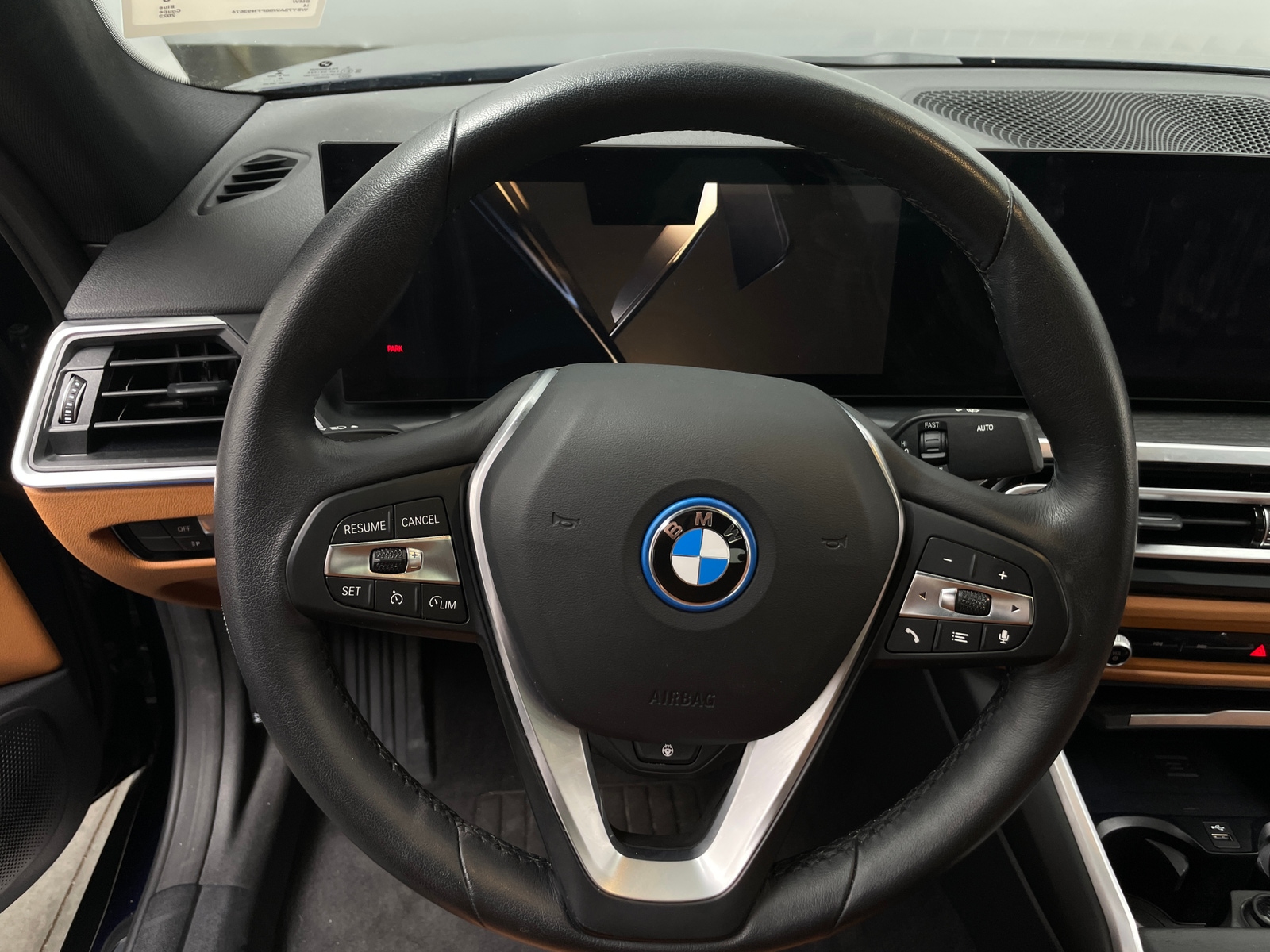Thumbnail: 2023 BMW i4 - 3