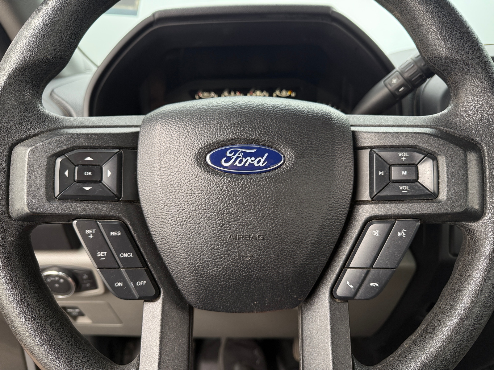Thumbnail: 2020 Ford Econoline - 5